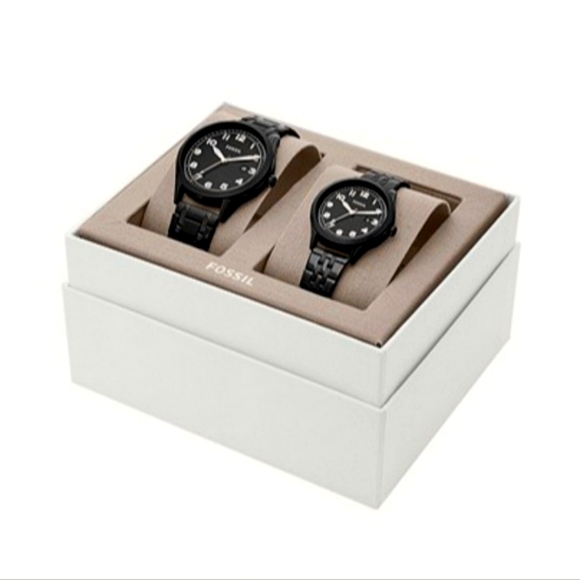 ❎SOLD❎ Fossil His and Her Watch - Picture 5 of 6